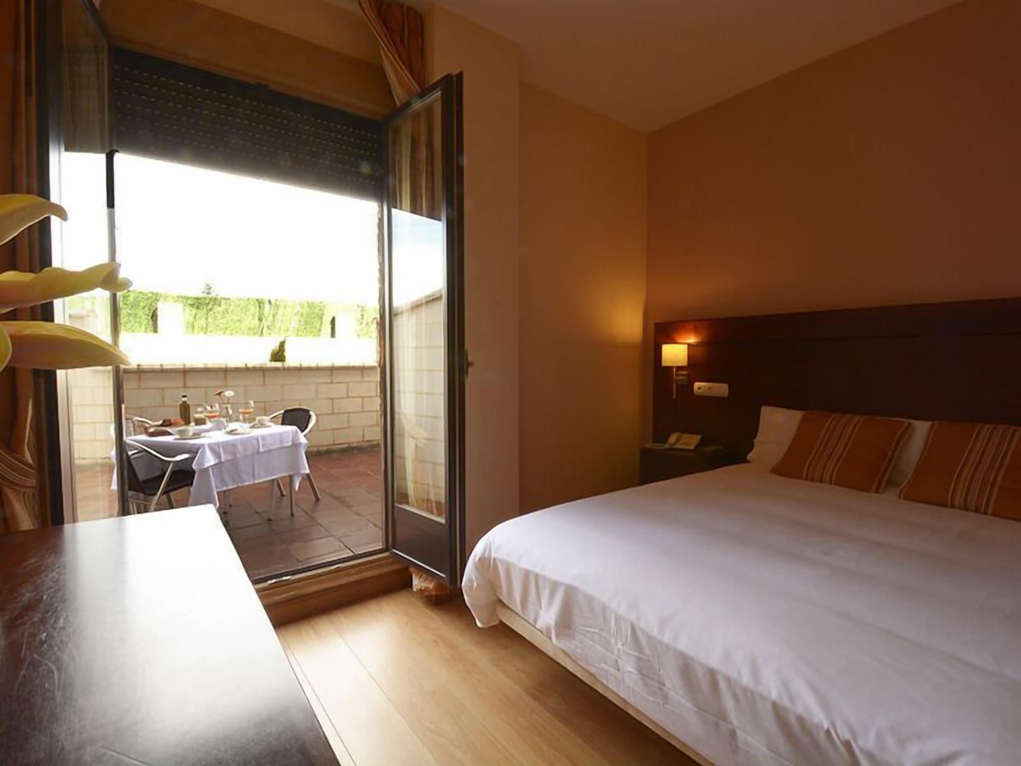 Hotel Campos De Castilla Сория Экстерьер фото