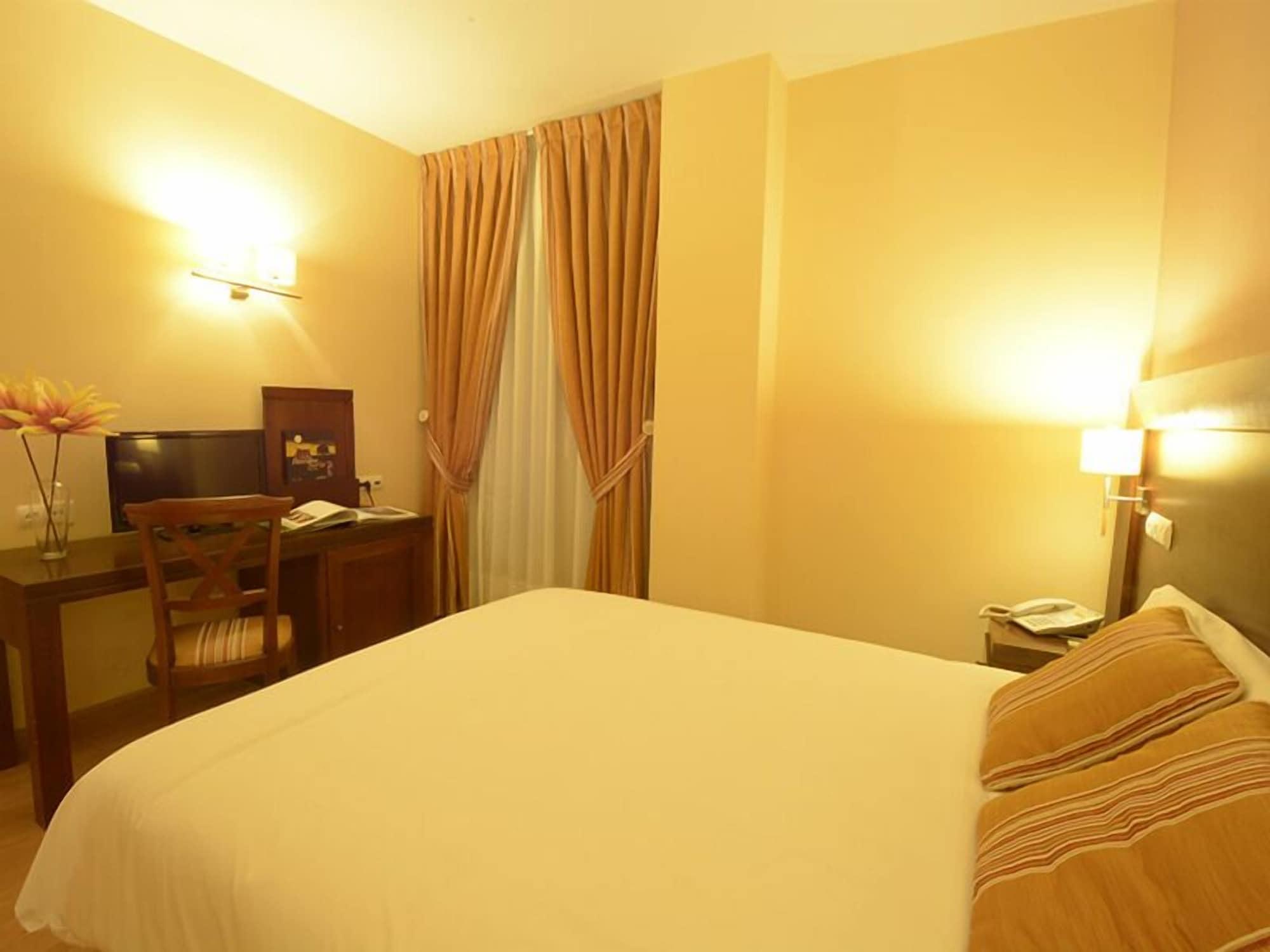 Hotel Campos De Castilla Сория Экстерьер фото