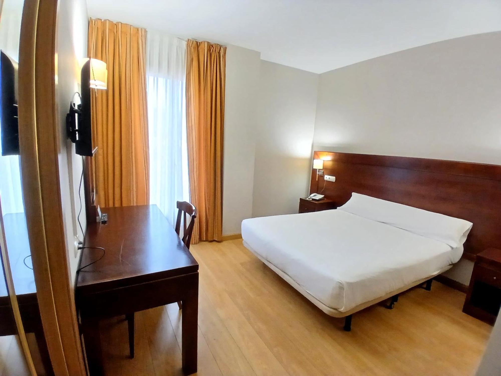 Hotel Campos De Castilla Сория Экстерьер фото